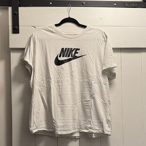 Nike White Tee with Black Logo XXL Women’s
